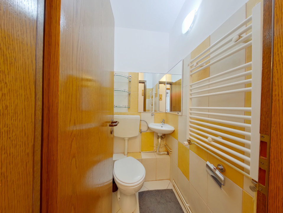 Inchiriere apartament 3 Camere, mobilat și utilat - zona Centrul Civic