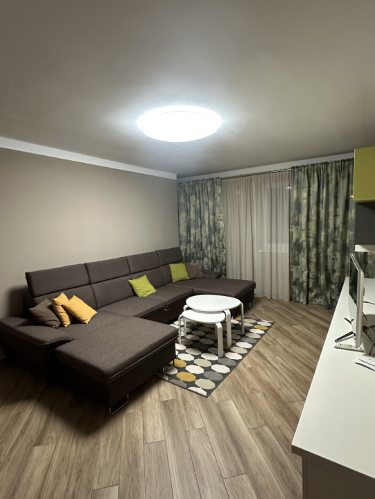 Apartament 2 camere, bucătărie separata, complet mobilat și utilat 