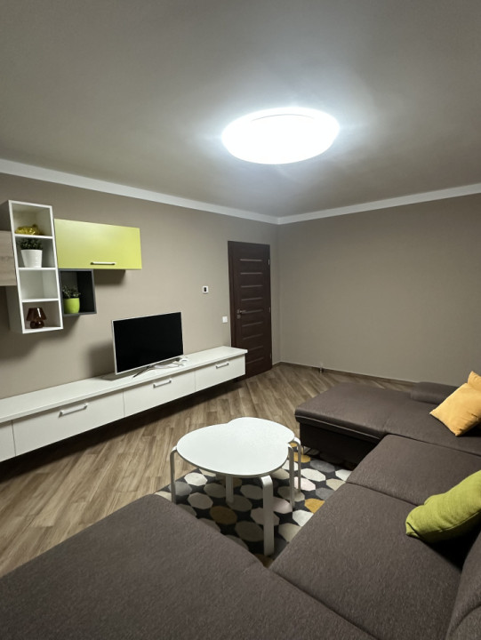 Apartament 2 camere, bucătărie separata, complet mobilat și utilat 