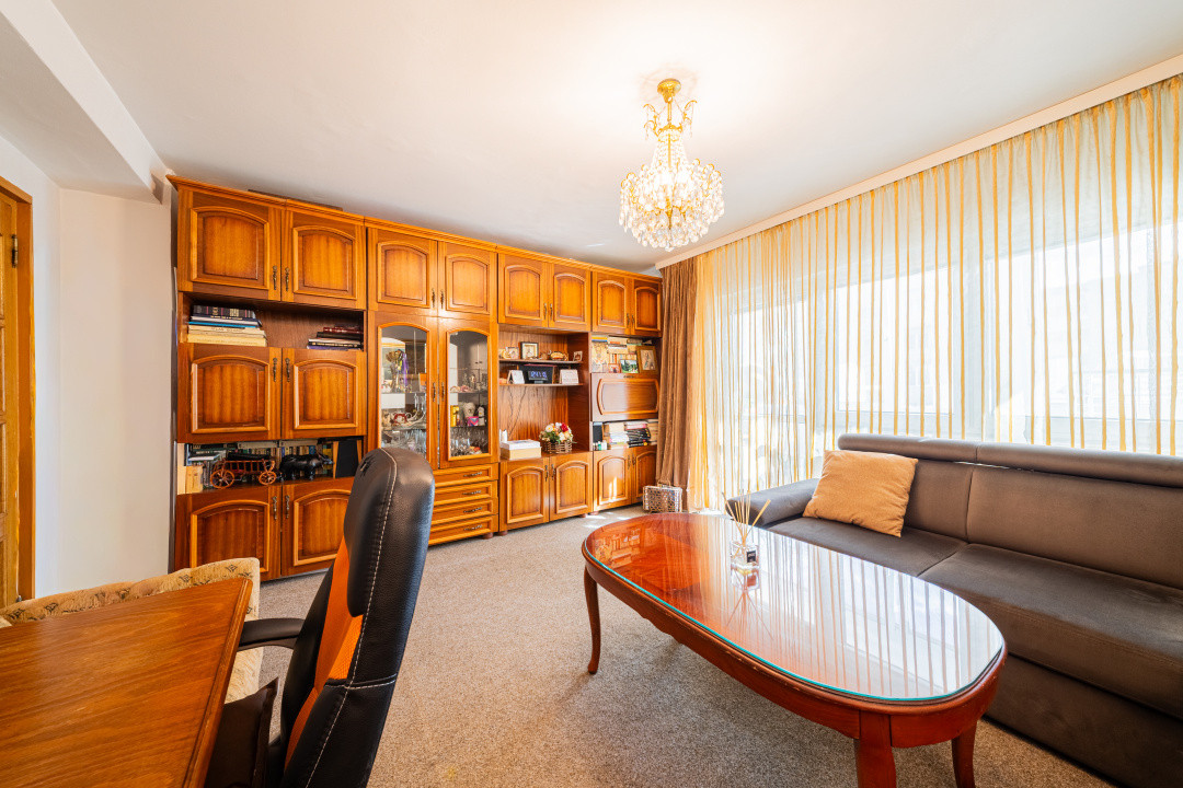 Vânzare apartament cu 3 camere, decomandat, 86 mp - Astra