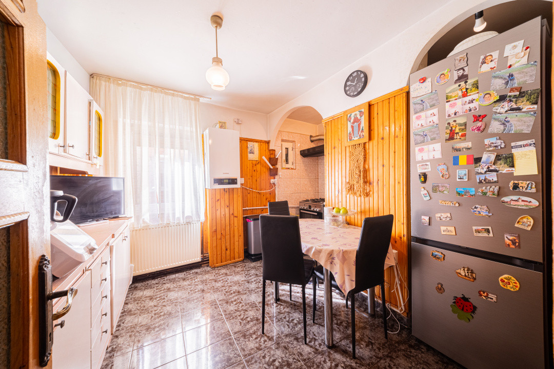 Vânzare apartament cu 3 camere, decomandat, 86 mp - Astra