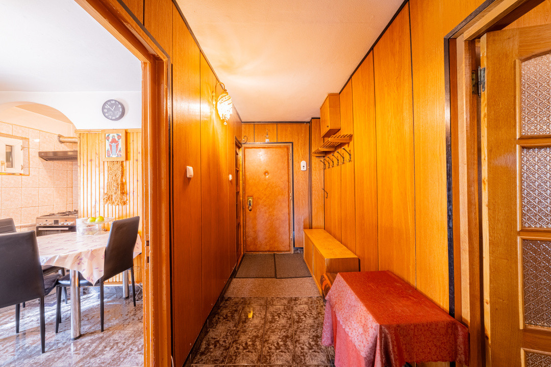 Vânzare apartament cu 3 camere, decomandat, 86 mp - Astra