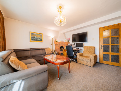 Vânzare apartament cu 3 camere, decomandat, 86 mp - Astra