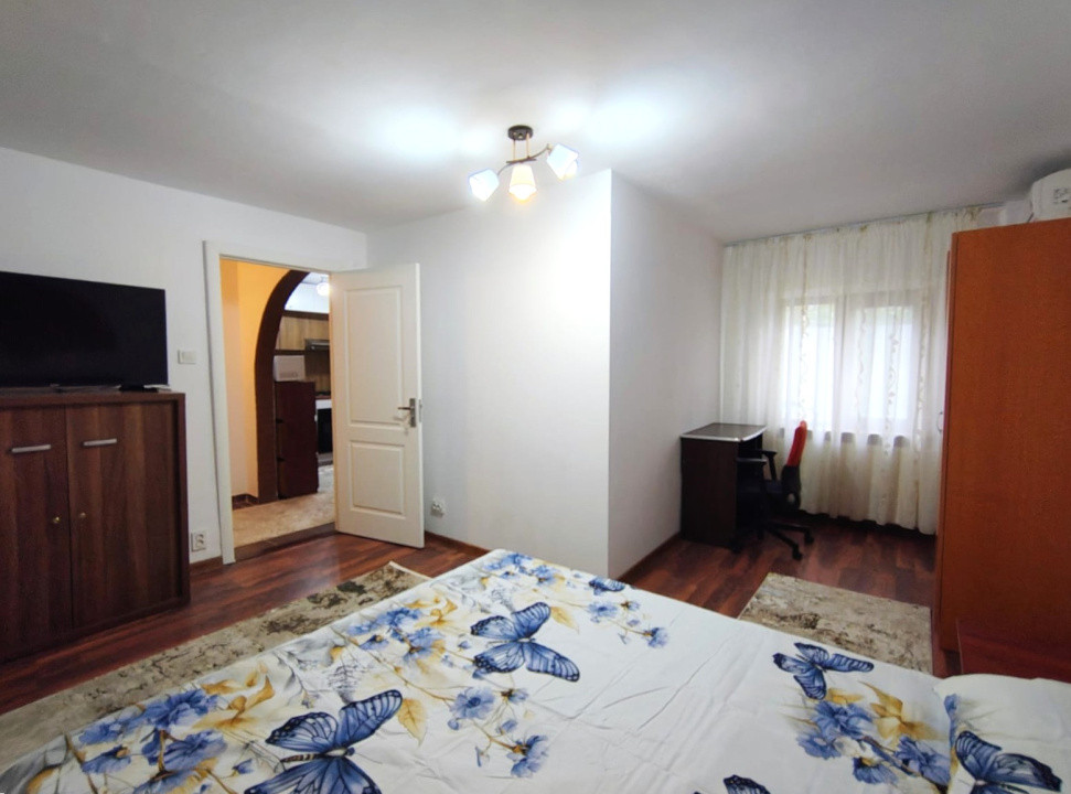 Garsoniera spatioasa, Ciuperca, parter