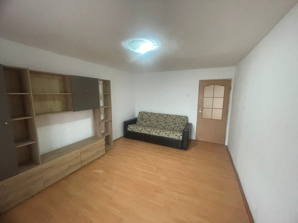 Apartament Decomandat 3 Camere, 1 Mai, Ion Oblemenco 