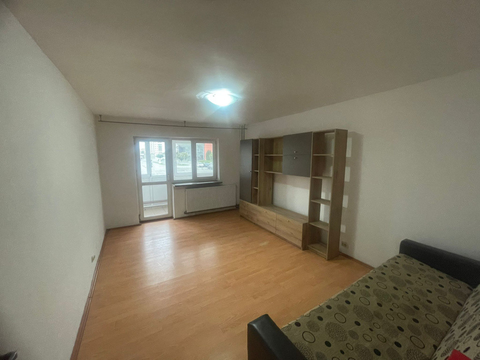 Apartament Decomandat 3 Camere, 1 Mai, Ion Oblemenco 