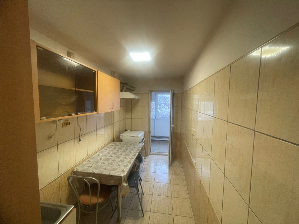 Apartament Decomandat 3 Camere, 1 Mai, Ion Oblemenco 