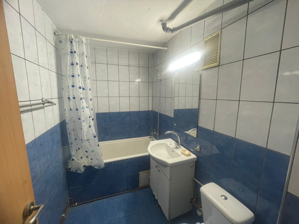 Apartament Decomandat 3 Camere, 1 Mai, Ion Oblemenco 