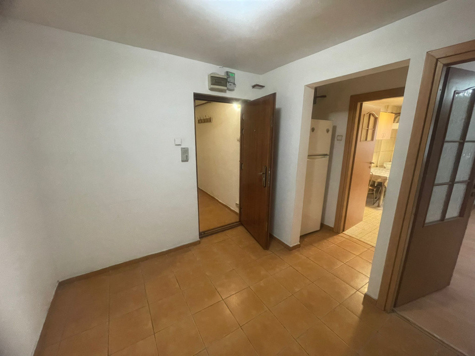 Apartament Decomandat 3 Camere, 1 Mai, Ion Oblemenco 