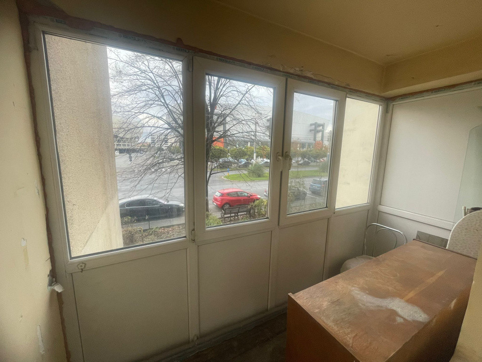 Apartament Decomandat 3 Camere, 1 Mai, Ion Oblemenco 