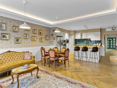 Apartament superb cu 4 camere - Ultracentral, Unicitate