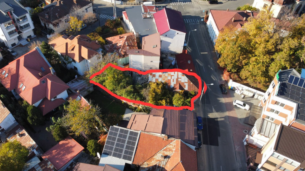Teren central DE VANZARE cu construcție existentă