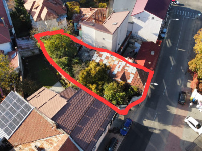 Teren central DE VANZARE cu construcție existentă