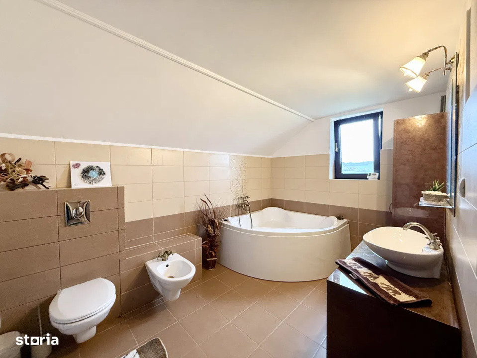 Vilă spațioasă cu teren și vedere panoramică – Tocile, Sibiu