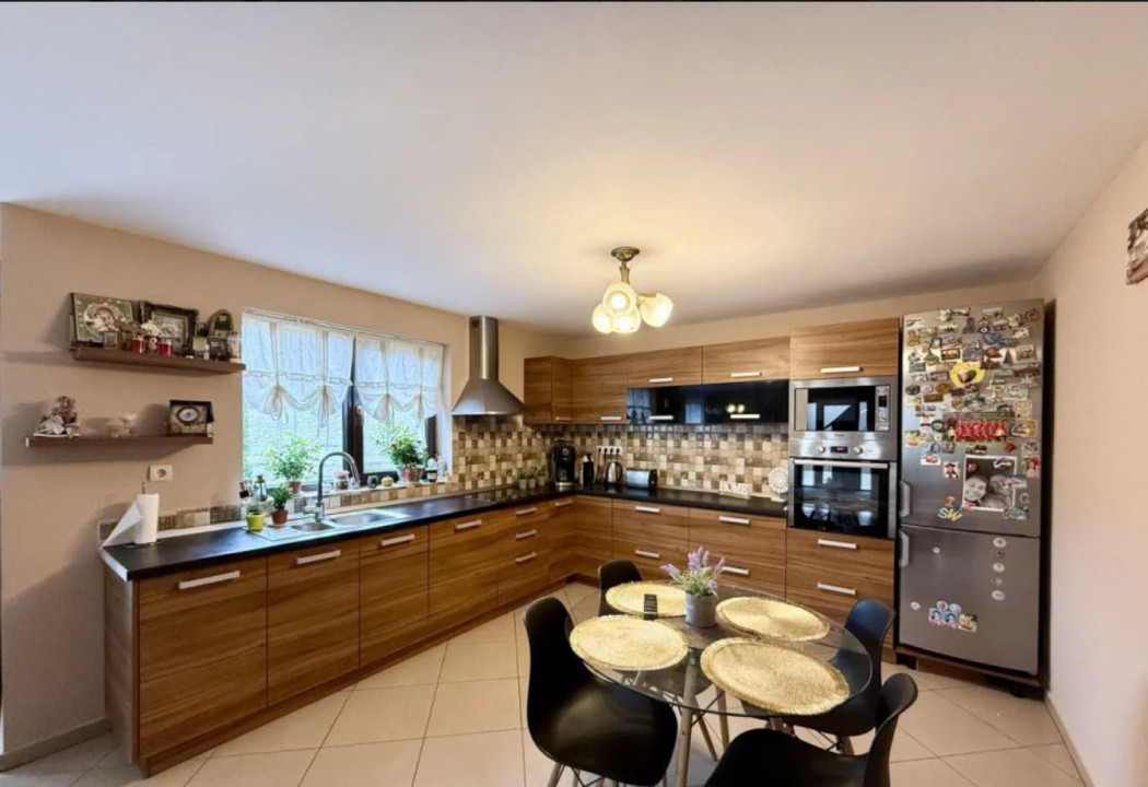 Vilă spațioasă cu teren și vedere panoramică – Tocile, Sibiu