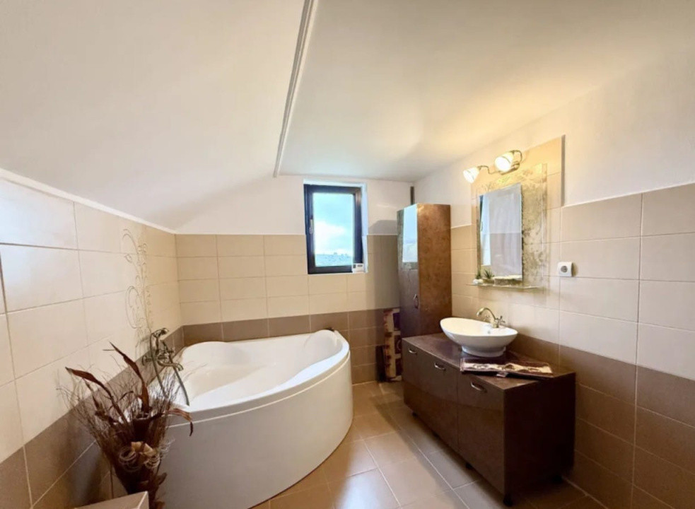 Vilă spațioasă cu teren și vedere panoramică – Tocile, Sibiu