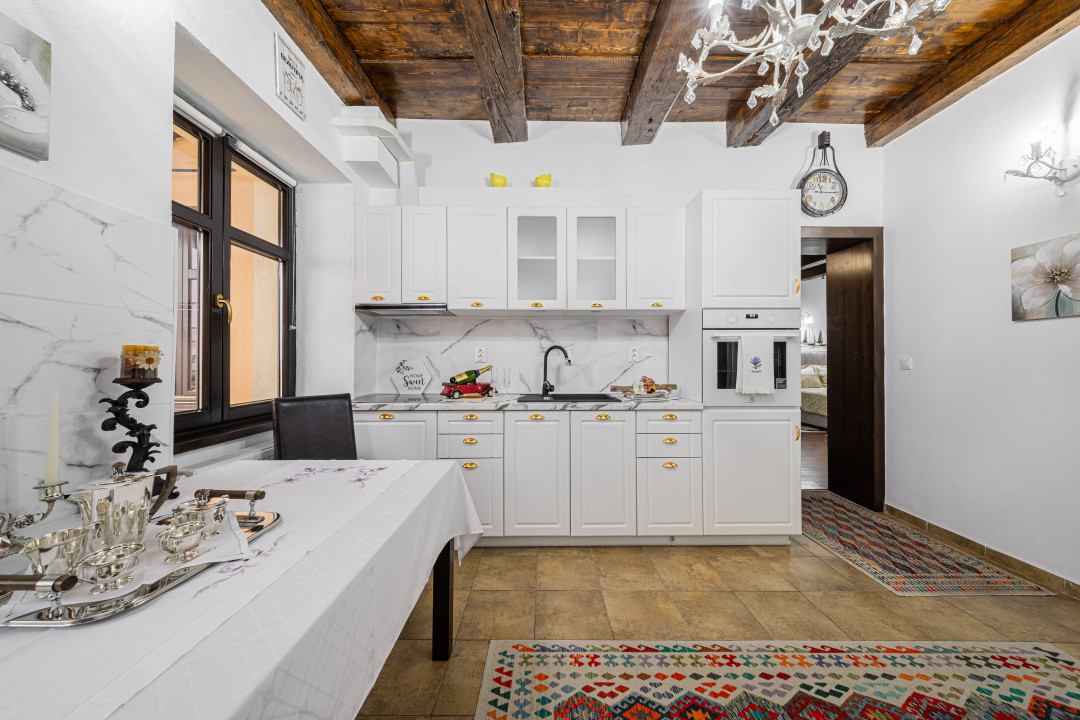 Apartament de poveste în inima Brașovului – 2 camere, 90 mp utili, Ultracentral