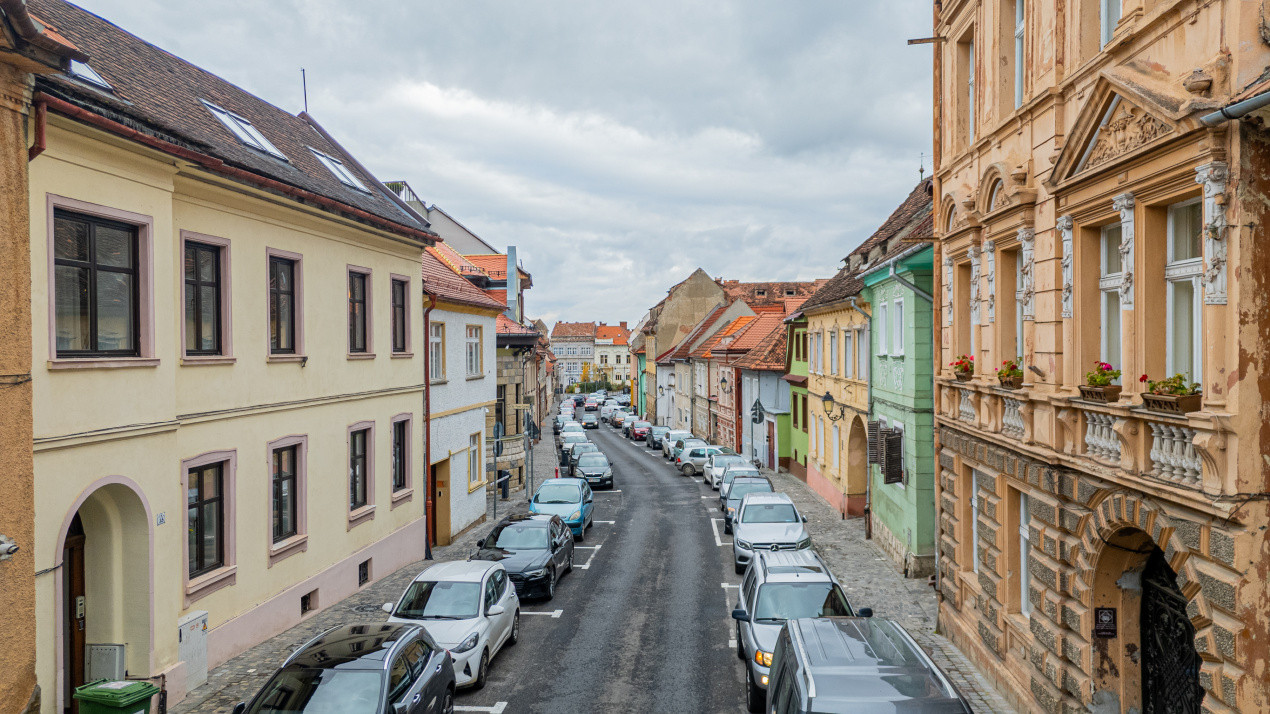 Apartament de poveste în inima Brașovului – 2 camere, 90 mp utili, Ultracentral