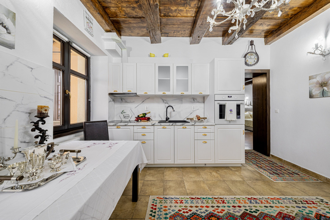 Apartament de poveste în inima Brașovului – 2 camere, 90 mp utili, Ultracentral