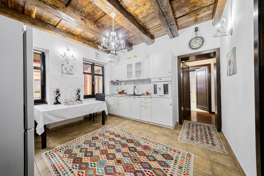 Apartament de poveste în inima Brașovului – 2 camere, 90 mp utili, Ultracentral