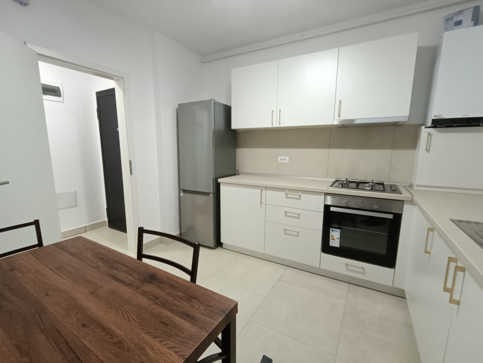 Apartament cu 2 Camere | Tractorul | Parcare - Comision 0%