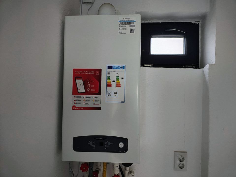 Spațiu cu vad excelent – ideal farmacie, magazin, reprezentanta