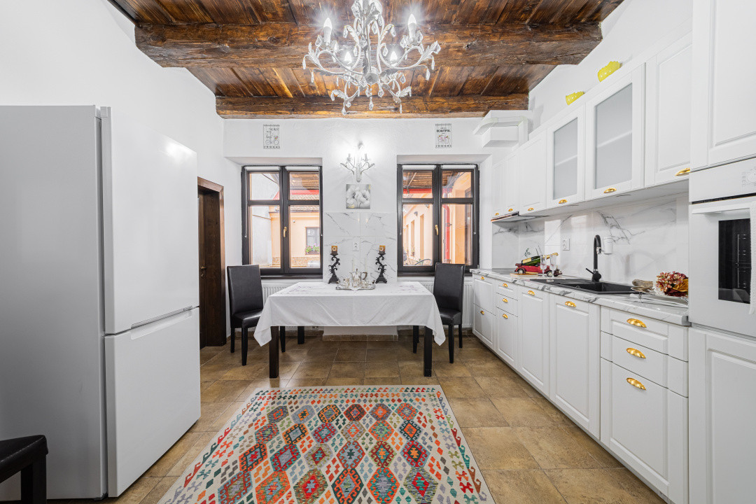 Apartament de poveste în inima Brașovului - Centrul Istoric, Strada Castelului