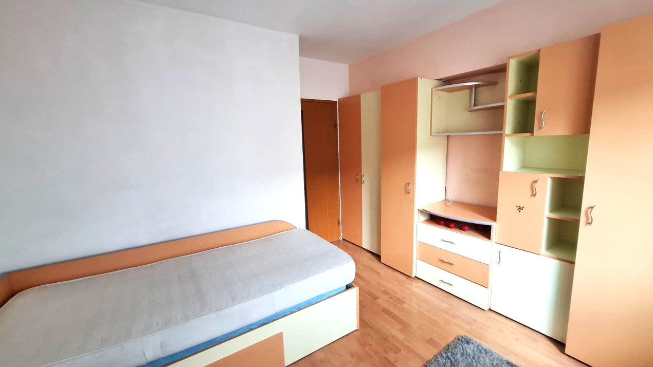 Apartament cu 2 Camere I Decomandat I Et 3/4 -Astra, Zorilor