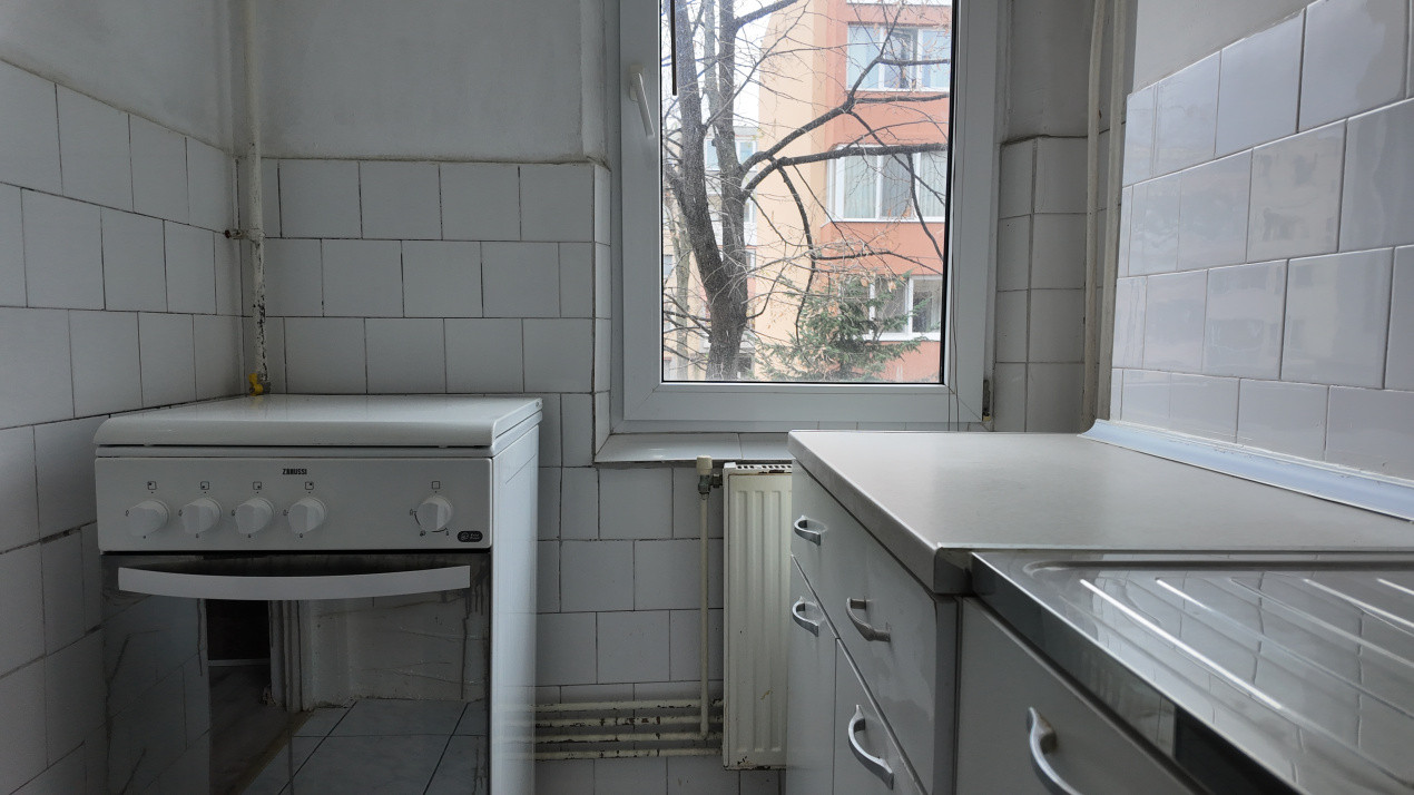 Vânzare garsonieră mobilată și utilată, ideală pentru investiție