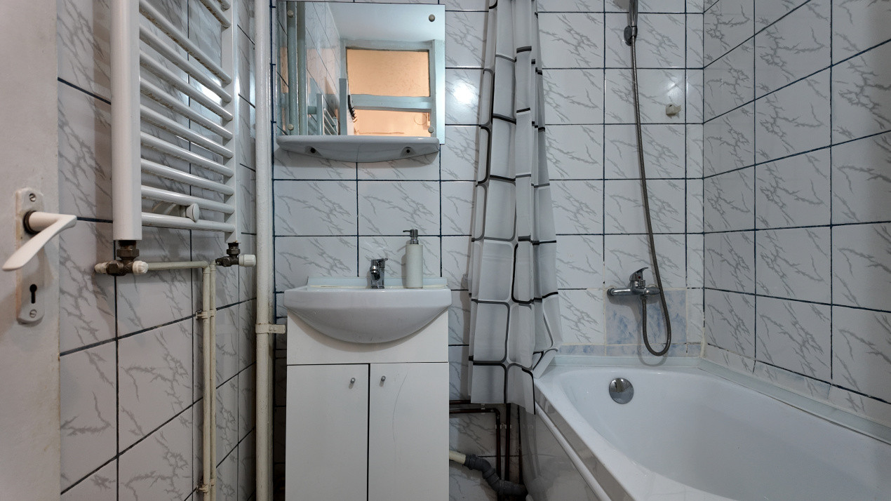 Vânzare garsonieră mobilată și utilată, ideală pentru investiție