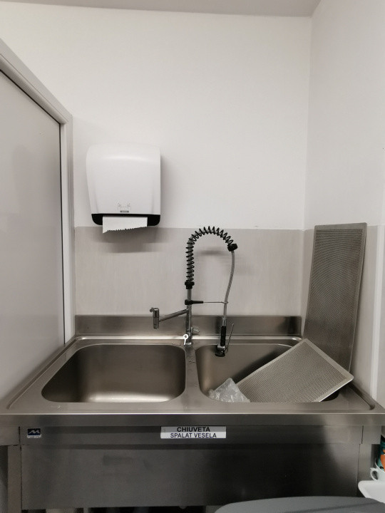 Spațiu alimentație publică, 55mp, parter, gata de funcționare – Selimbăr