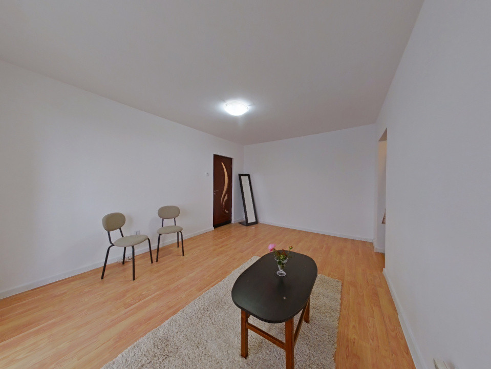  Închiriere apartament cu 3 camere - strada Avram Iancu