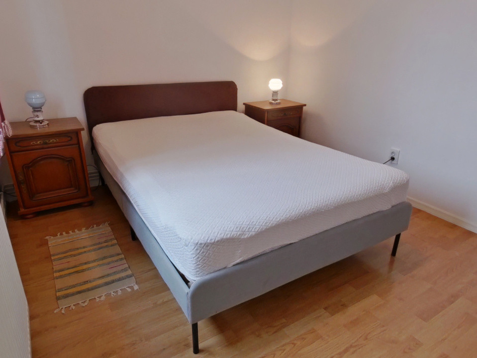  Închiriere apartament cu 3 camere - strada Avram Iancu