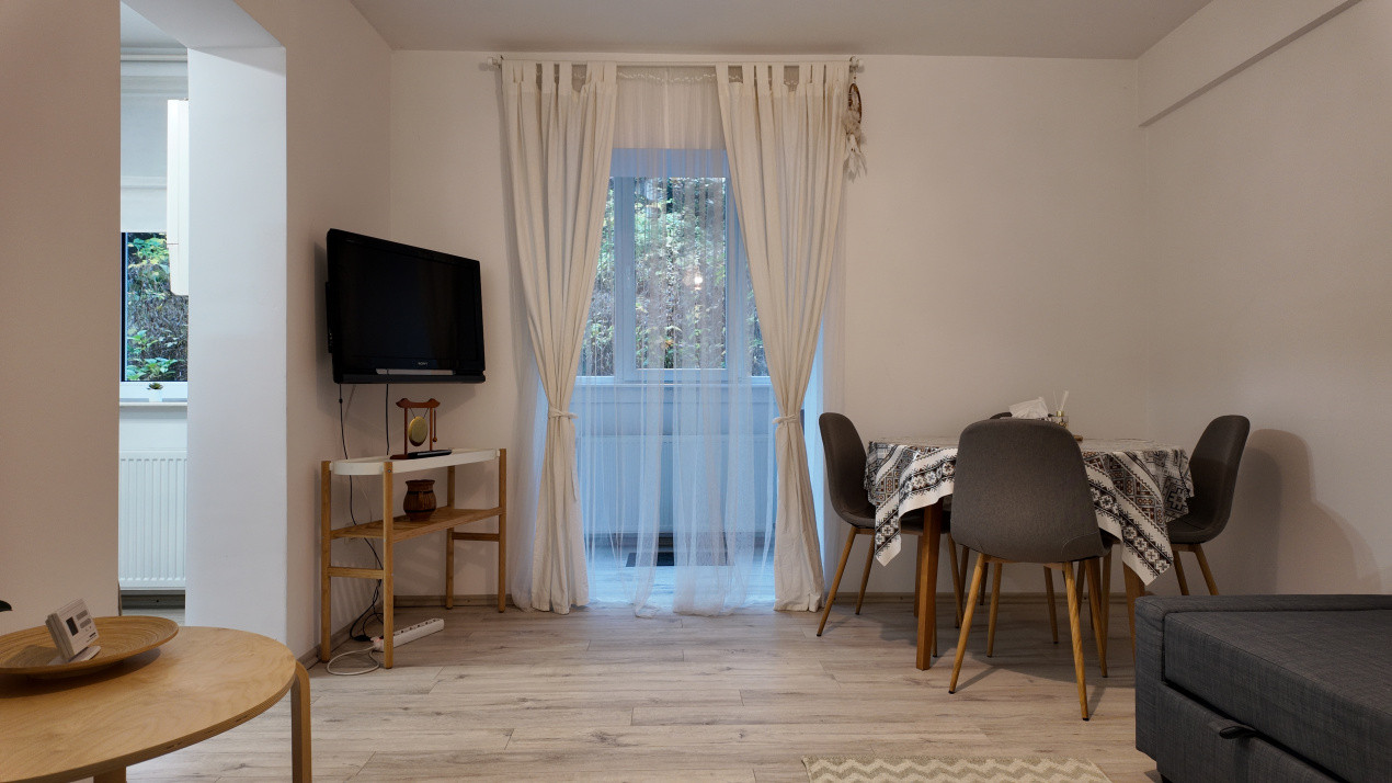 Închiriere apartament 2 camere, mobilat și utilat, în cartierul Brașovul Vechi