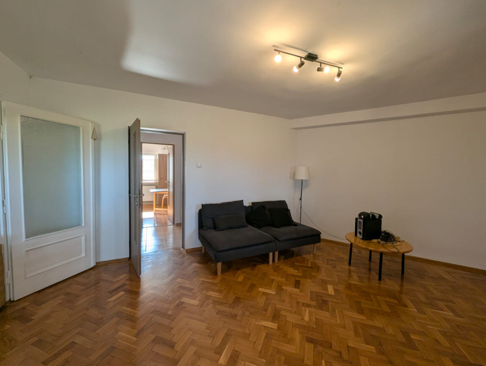 Apartament 4 camere de închiriat - Ștrand