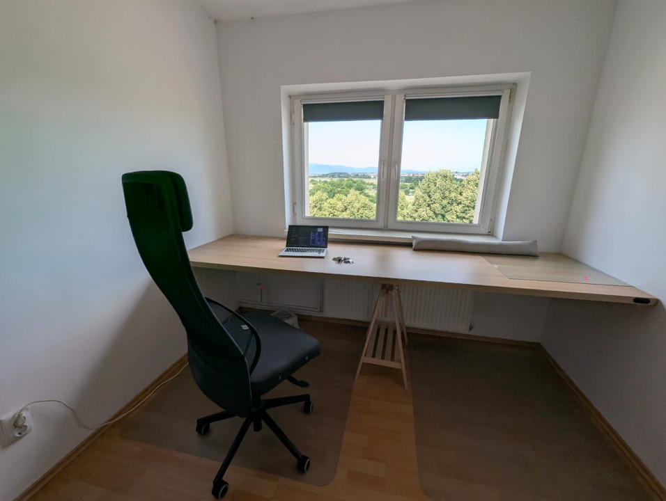 Apartament 4 camere de închiriat - Ștrand