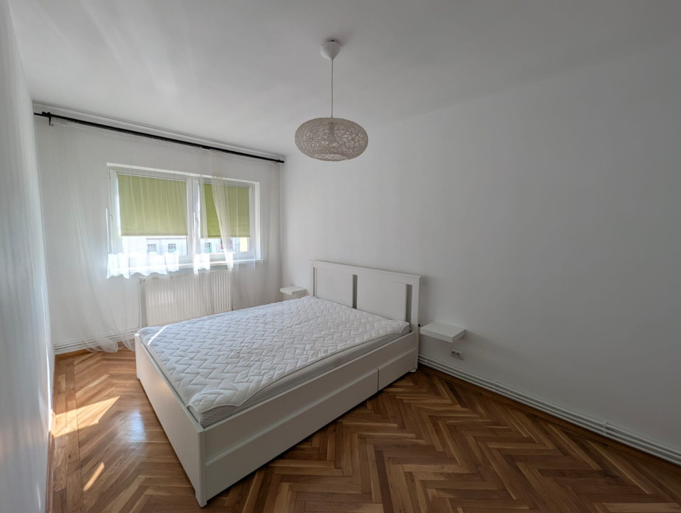 Apartament 4 camere de închiriat - Ștrand