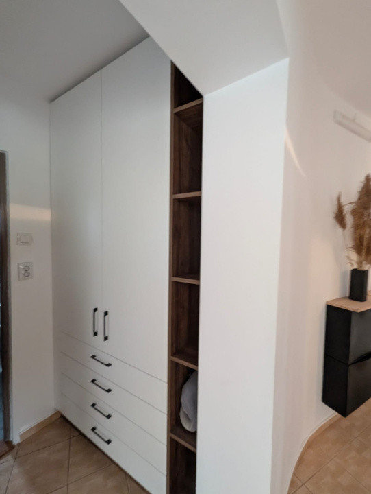Apartament 4 camere de închiriat - Ștrand