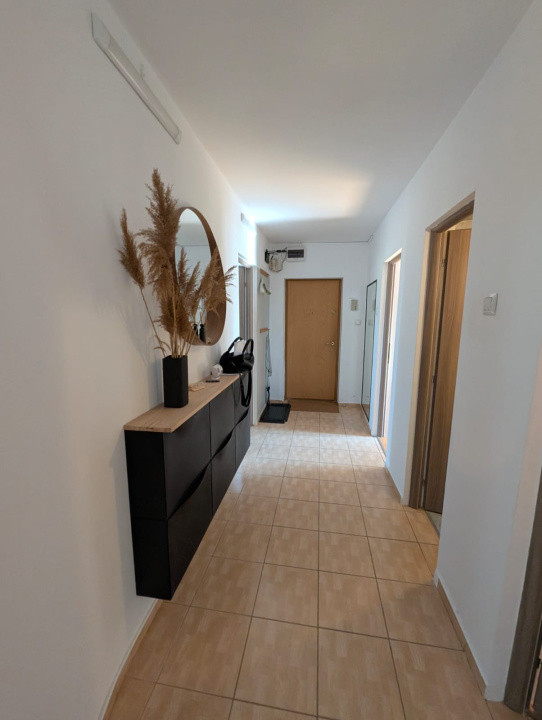 Apartament 4 camere de închiriat - Ștrand