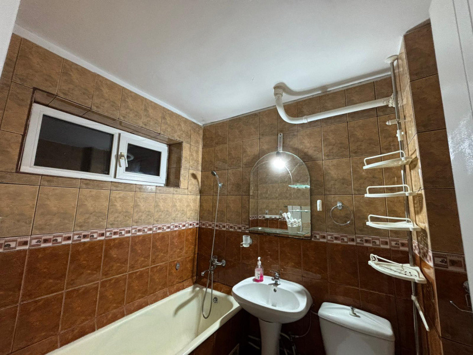 Apartament de vanzare - Valea Rosie, Spitalul Militar