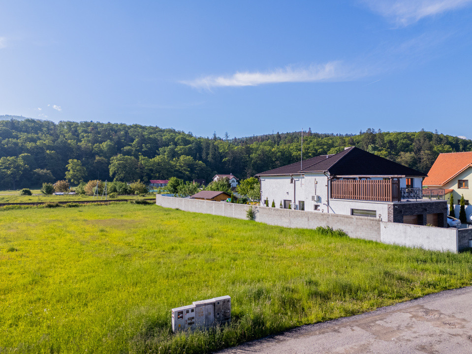 Teren pentru construcții în Cristian, cu potențial imens