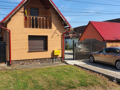 Casă de vânzare Daneș –  Seleus 