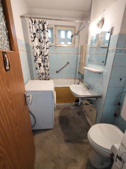 APARTAMENT DE INCHIRIAT RAHOVEI