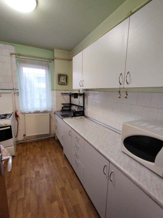APARTAMENT DE INCHIRIAT RAHOVEI