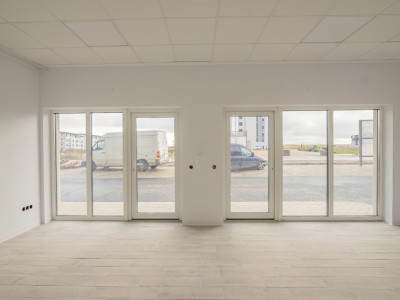 Spațiu finisat, 2 intrări, parcare – Doamna Stanca–Dedeman, disponibil acum