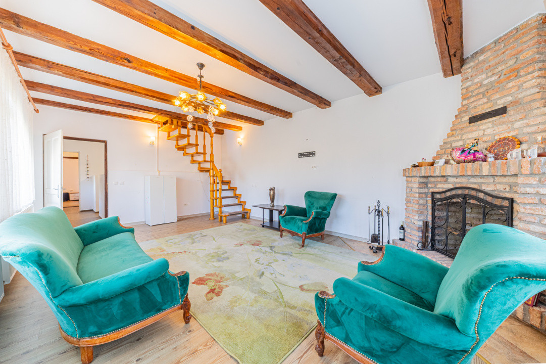 Proprietate versatilă cu 2 case și garsonieră în Hărman, locuință sau investiție