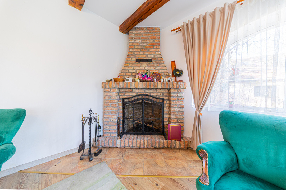 Proprietate versatilă cu 2 case și garsonieră în Hărman, locuință sau investiție