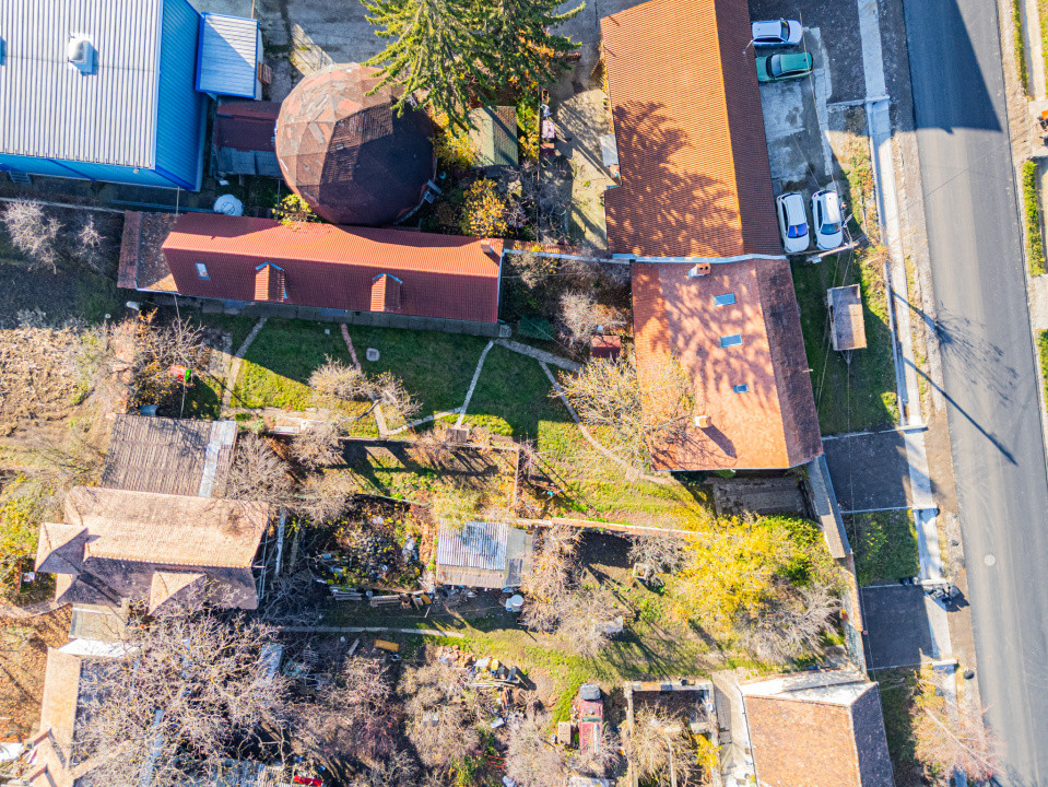 Proprietate versatilă cu 2 case și garsonieră în Hărman, locuință sau investiție