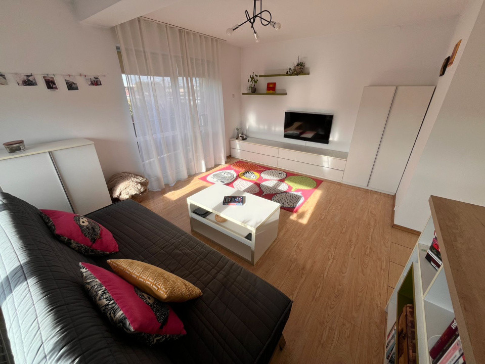 Apartament 2 camere, decomandat - spațios, mobilat și utilat - Zona Trei Stejari