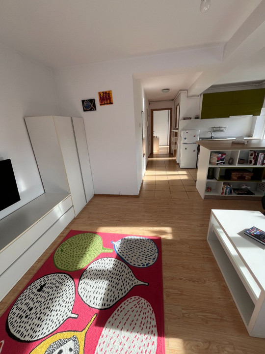 Apartament 2 camere, decomandat - spațios, mobilat și utilat - Zona Trei Stejari